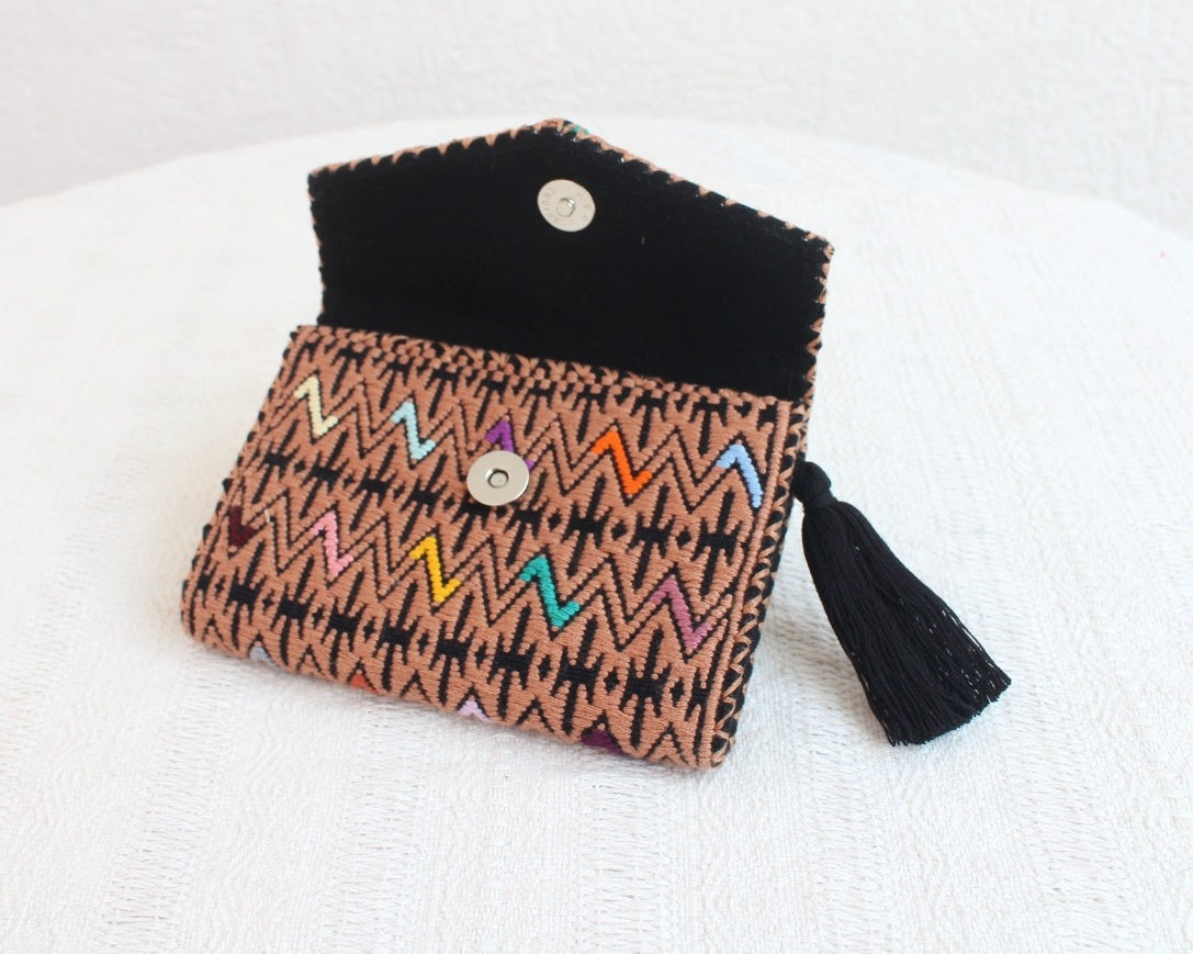 Cartera Lluvia de Estrellas Café Negro