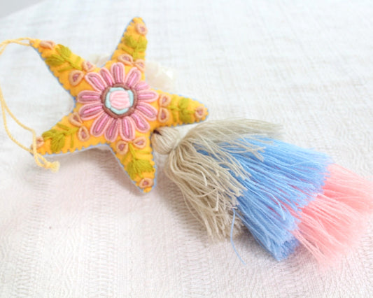 Estrella Rococo Amarillo Beige Azul Rosa