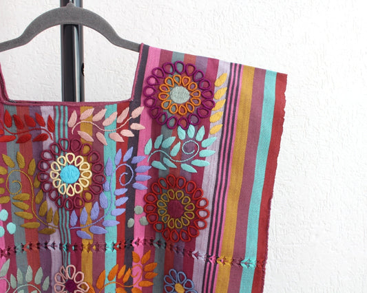 Top Flores Rococo Rosa Lila Negro