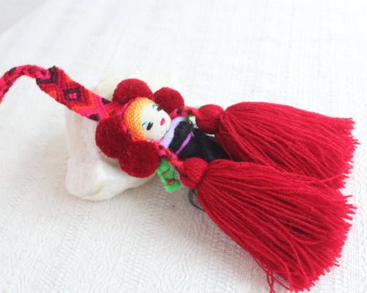 Muñequita Chamula Pompones Rojo