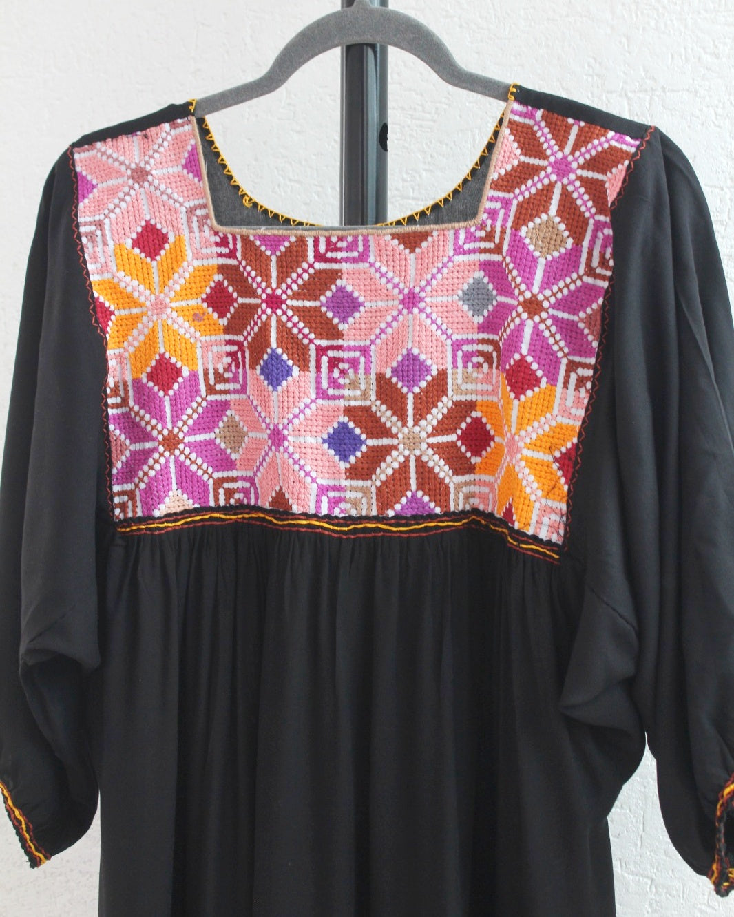 Vestido Maria Flores Negro Rosa  L / XL