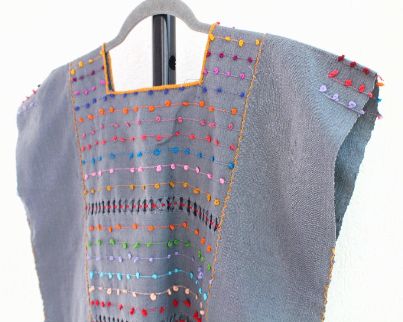 Top Nuditos Gris Colores