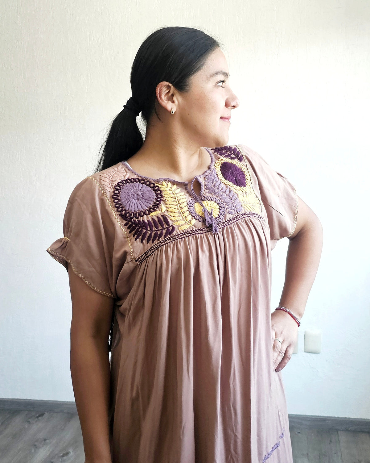 Vestido Rococo Capuchino L , XL , 2XL