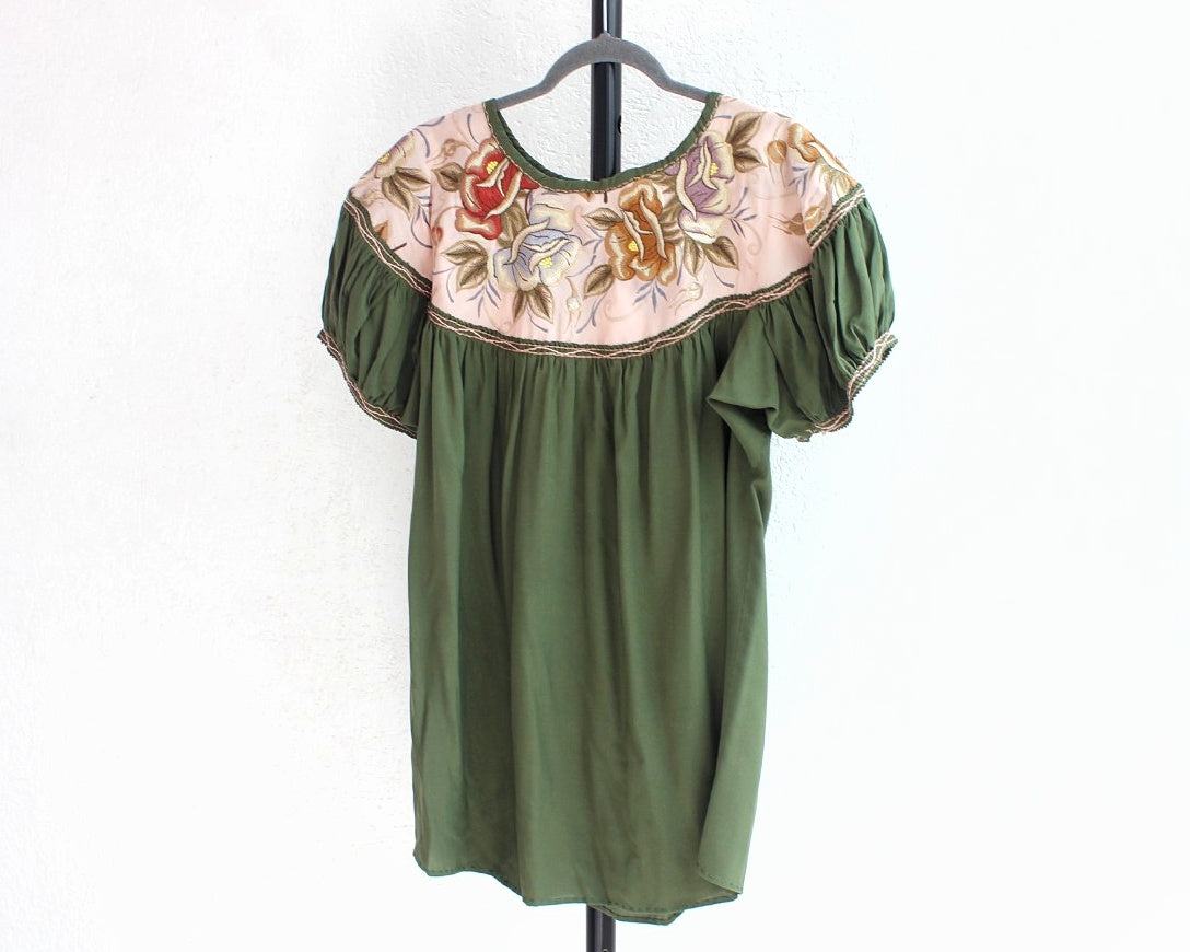 Blusa Abigail Flores Verde Olivo  Beige XXL