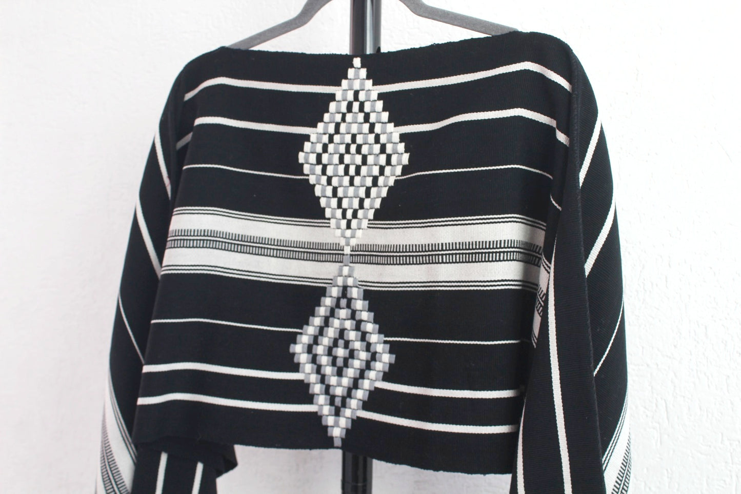 Jorongo Lineas Negro Blanco