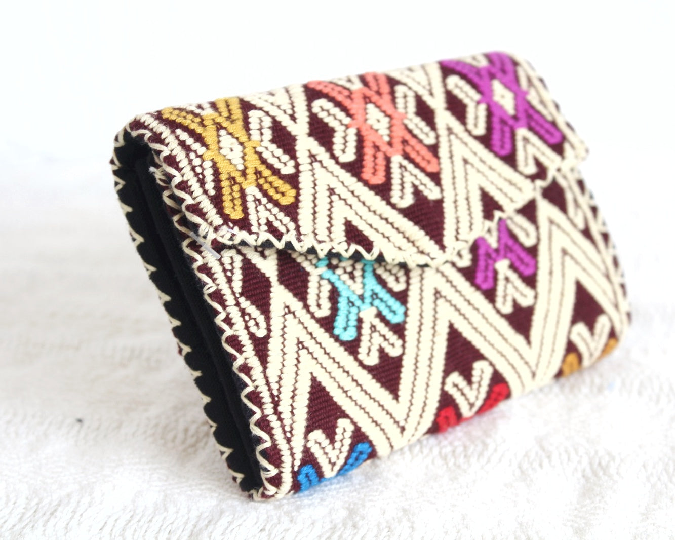 Cartera Flores Colores Beige Vino