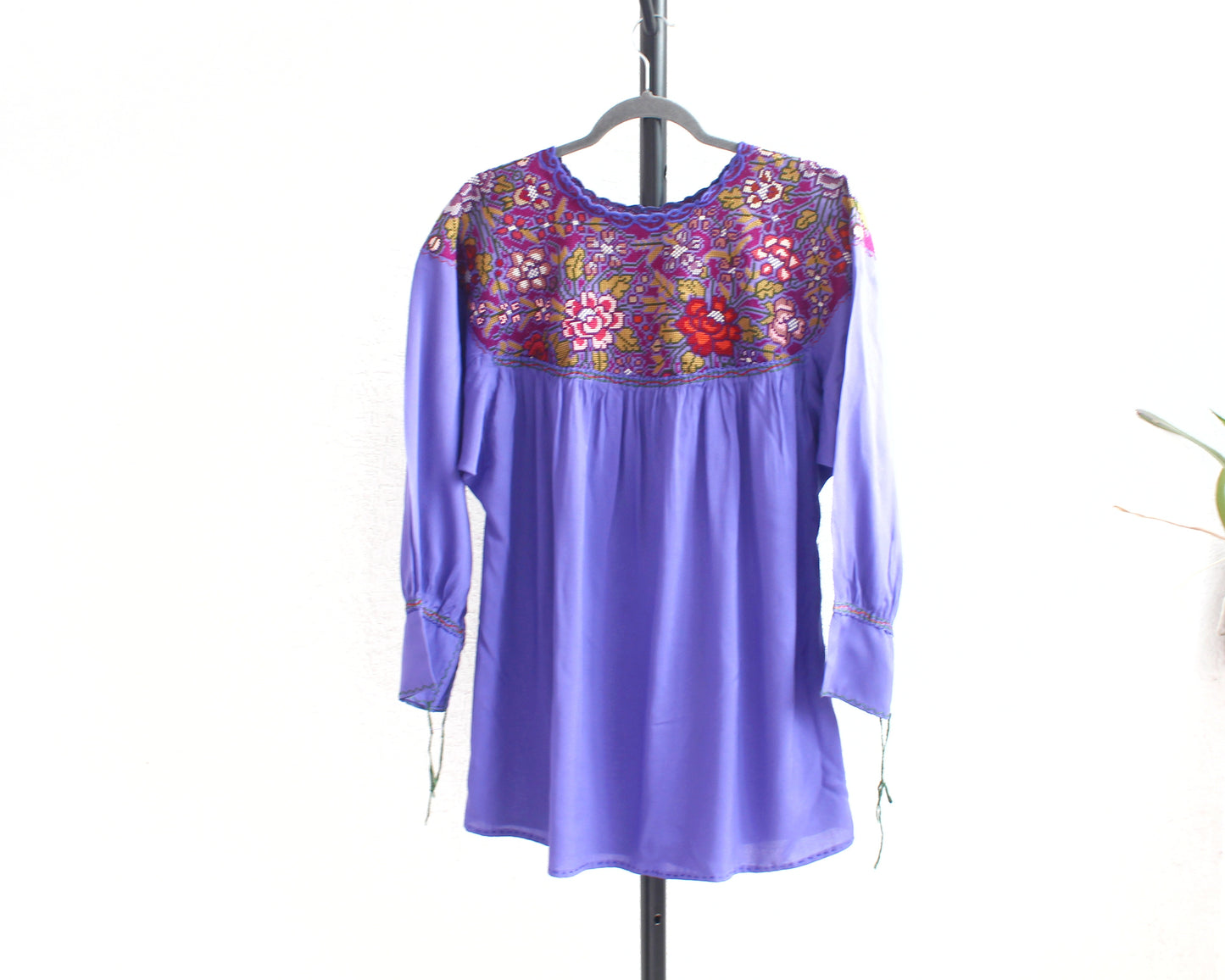 Blusa Cristina Punto de Cruz Lila