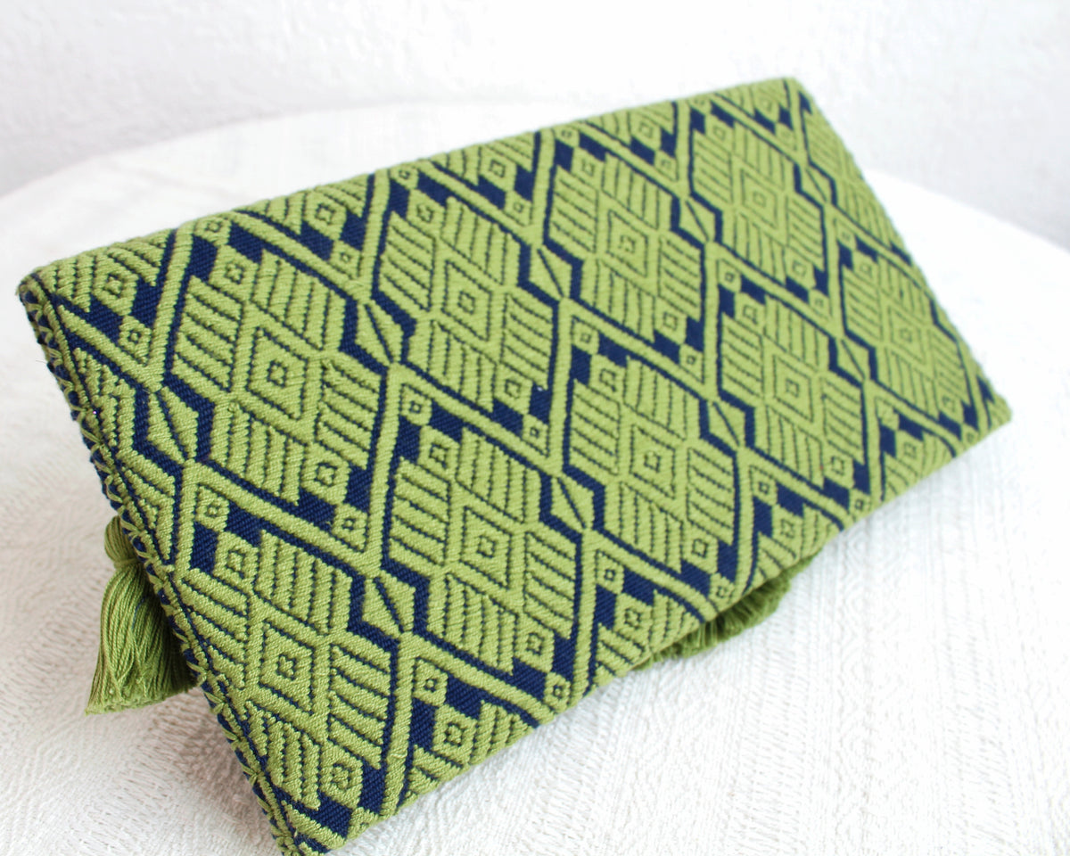 Clutch Artesanal Estrellas Verde Azul Marino