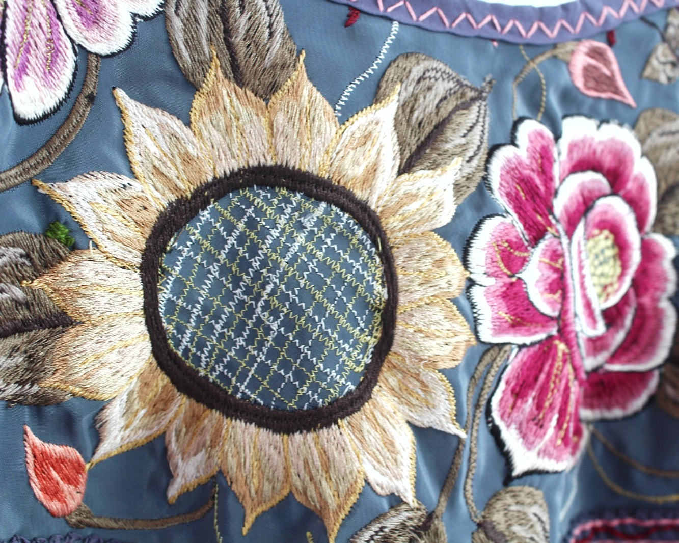 Blusa Abigail Flores Gris XL - XXL