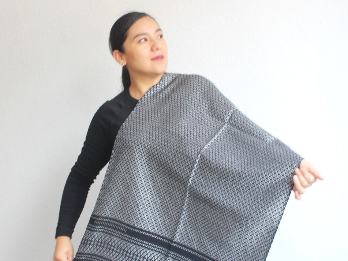 Rebozo Martha Negro Plateado