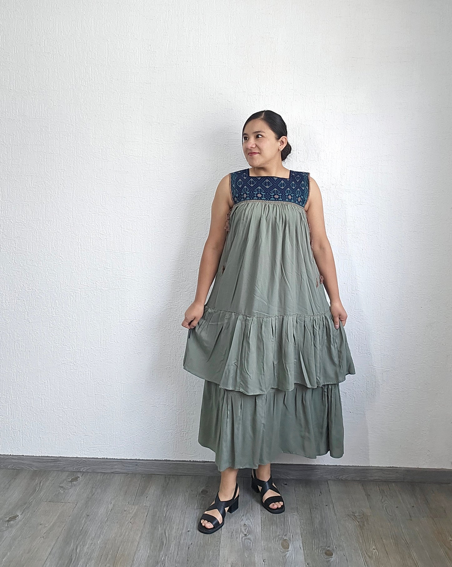 Vestido Teresa Menta Azul Marino Telar Unitalla