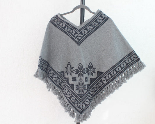 Mañanita Estrellas Gris Negro Punto de Cruz