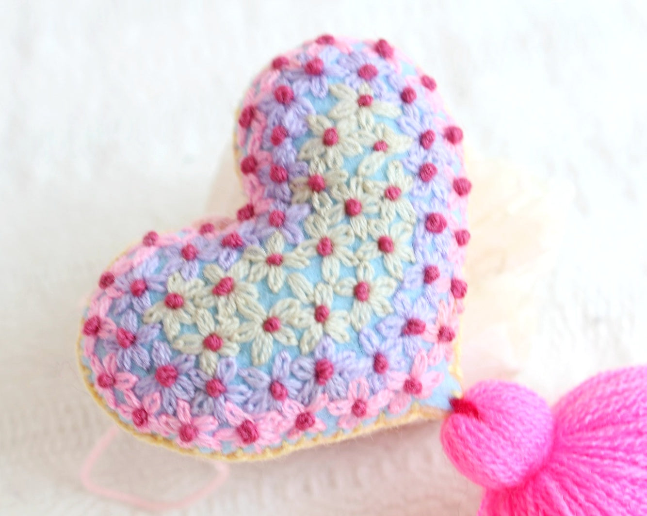 Corazón Florecitas Rosa Lila Menta