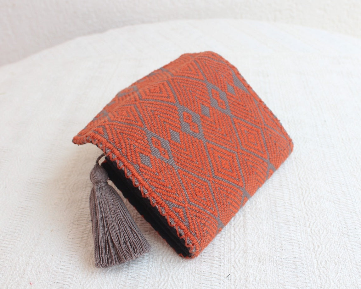 Cartera Flores Naranja Gris