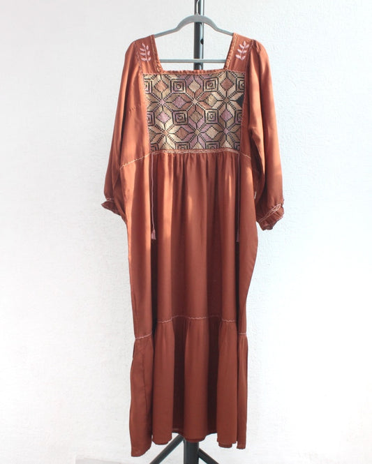 Vestido Julia Flores Manga XL / XXL Marrón