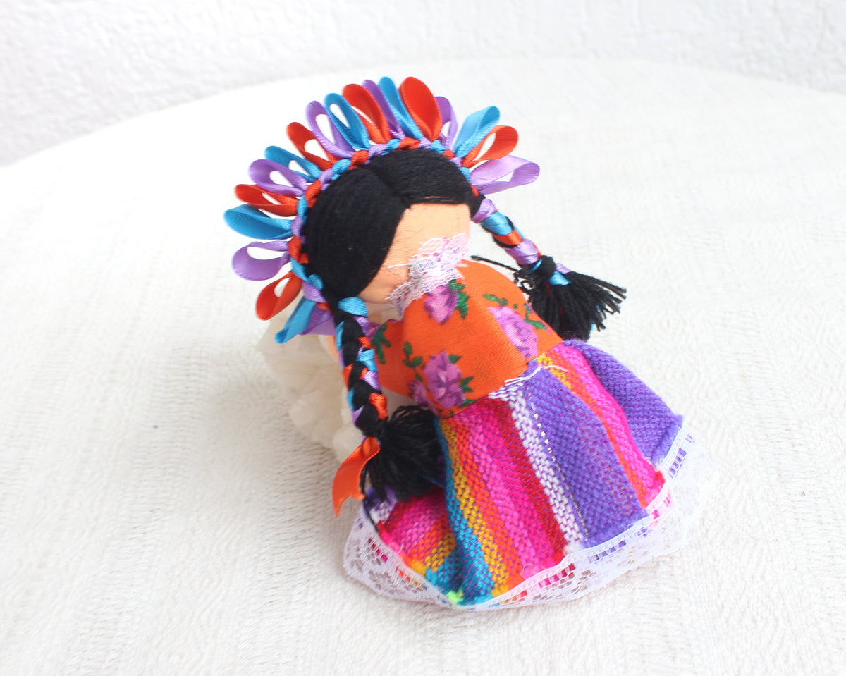 Muñeca Lelé Pequeña Azul Naranja Lila