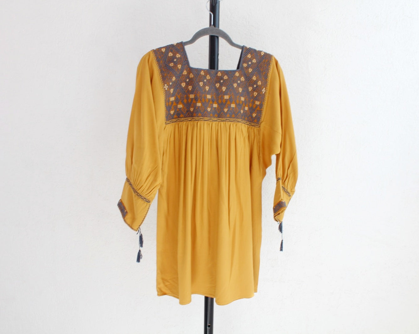 Blusa Elena Amarilla Gris Unitalla