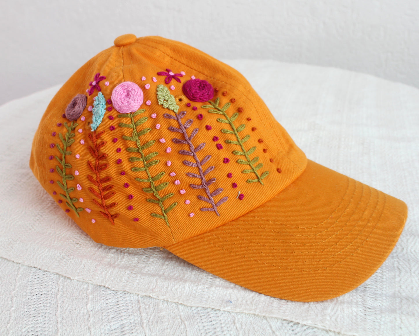 Gorra Flores Mostaza