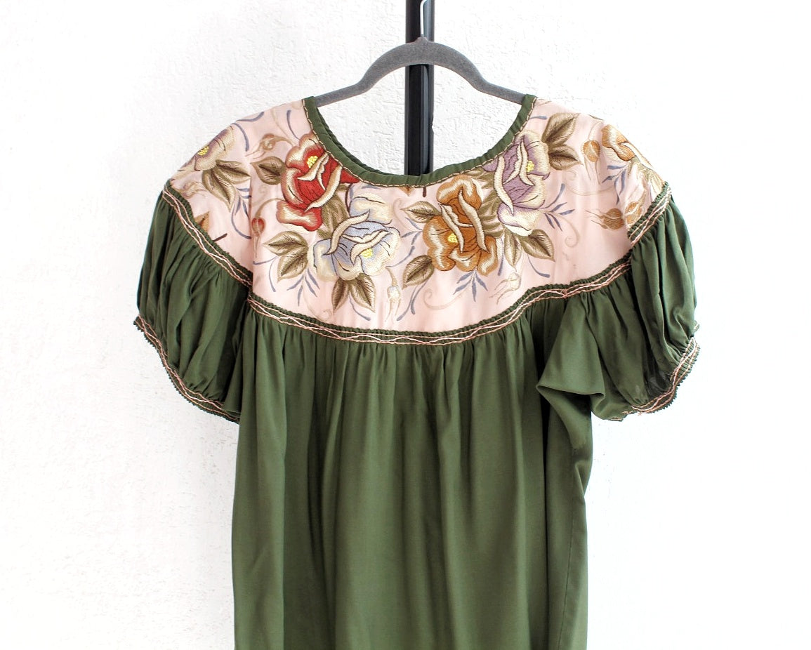 Blusa Abigail Flores Verde Olivo  Beige XXL