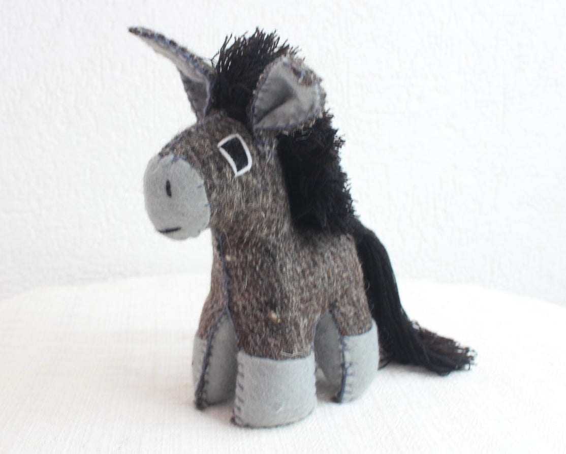 Peluche Burrito Lana Gris Negro