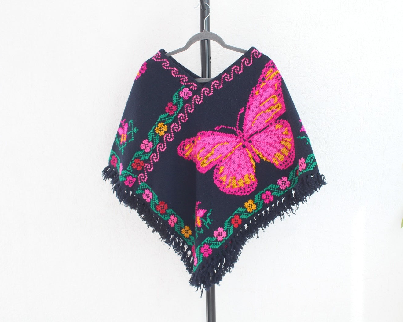 Mañanita Mariposas Rosa  Punto de Cruz