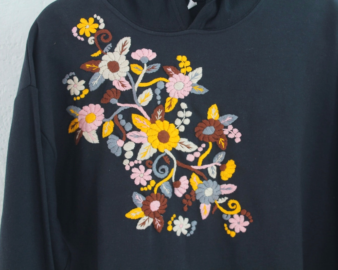 Sudadera L Flores Negro