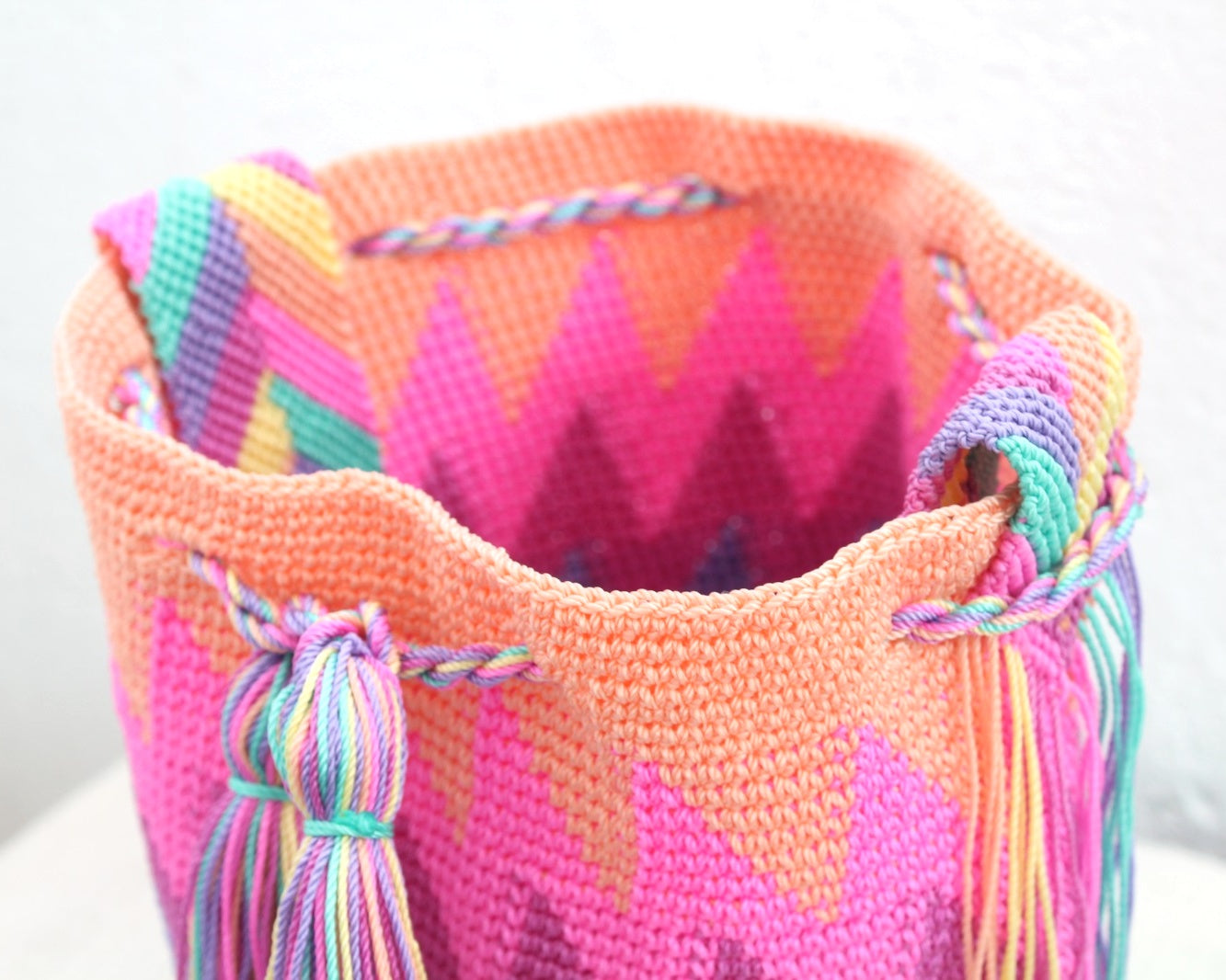 Bolso Morral Zig Zag Melon Rosa Azul
