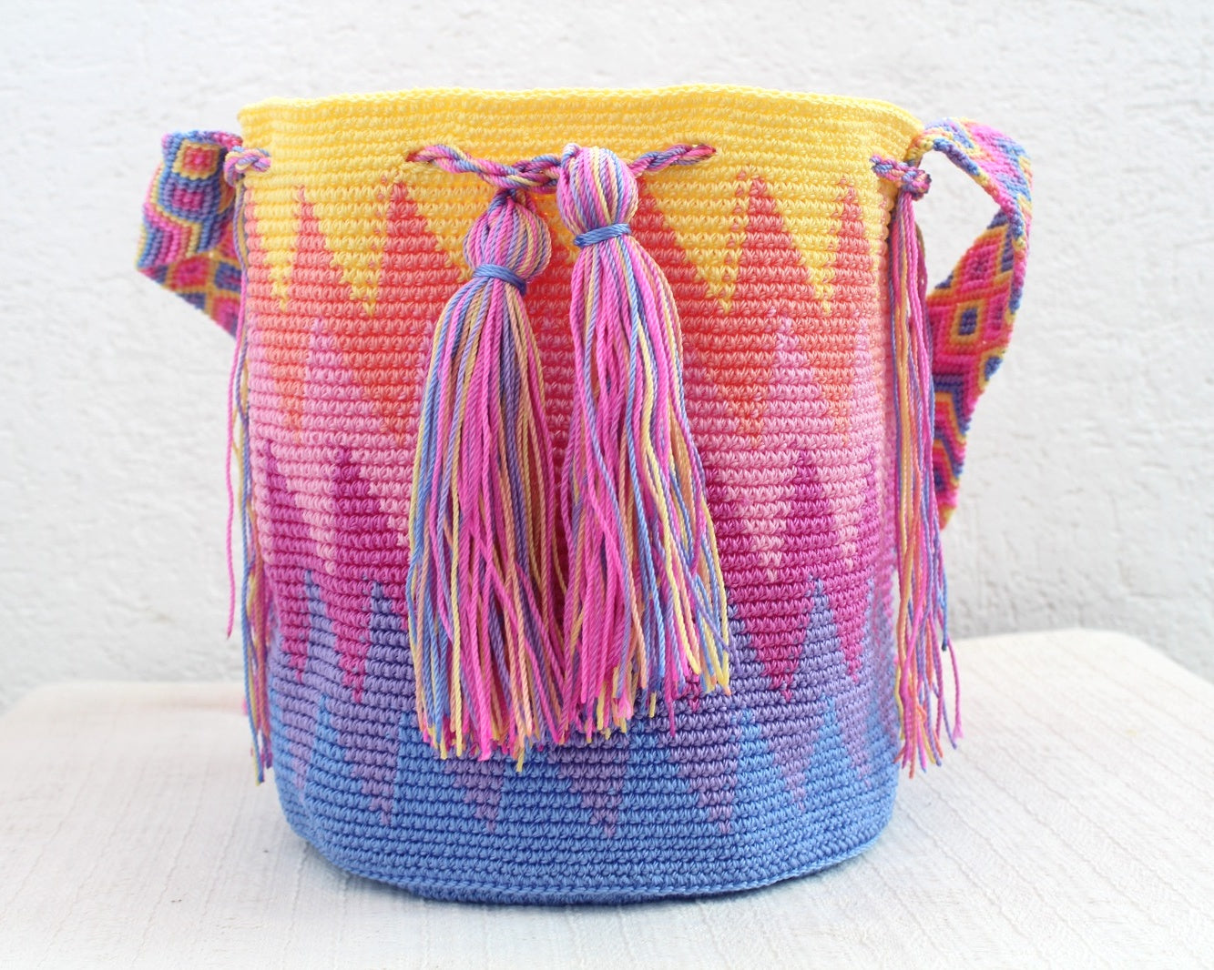 Bolso Morral Zig Zag Amarillo Rosa Azul