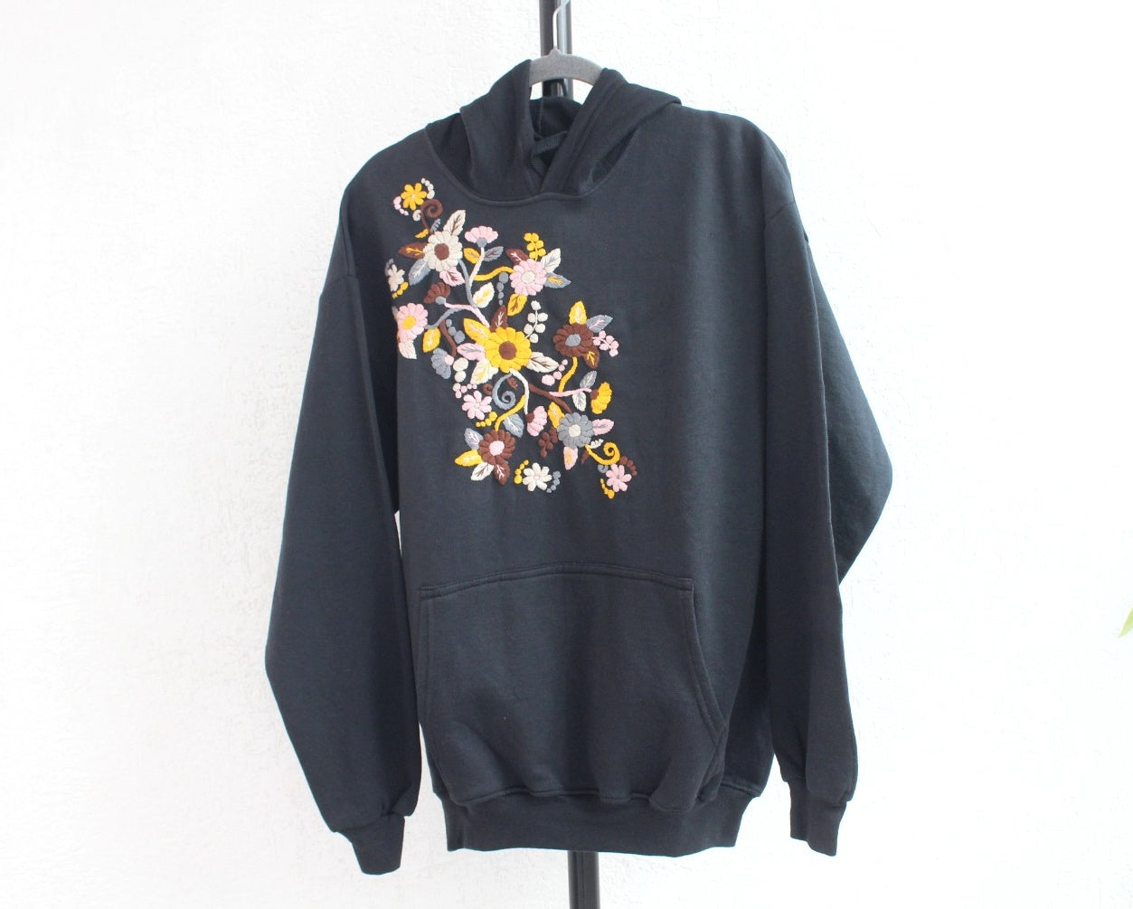 Sudadera L Flores Negra Rosa