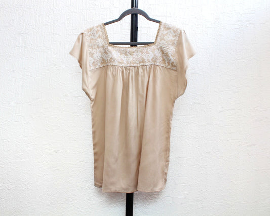 Blusa Bordada Tania Beige Patitos Pepenado