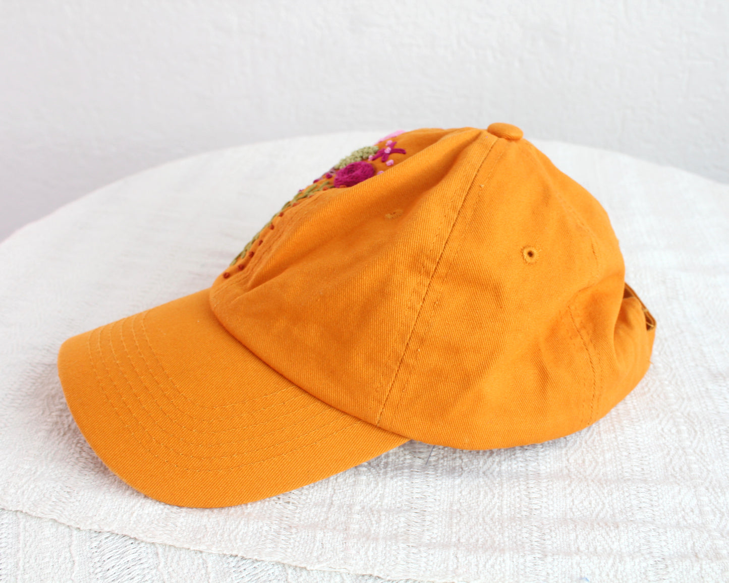 Gorra Flores Mostaza