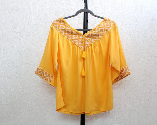 Blusa Cuello V Amarillo Estrellas
