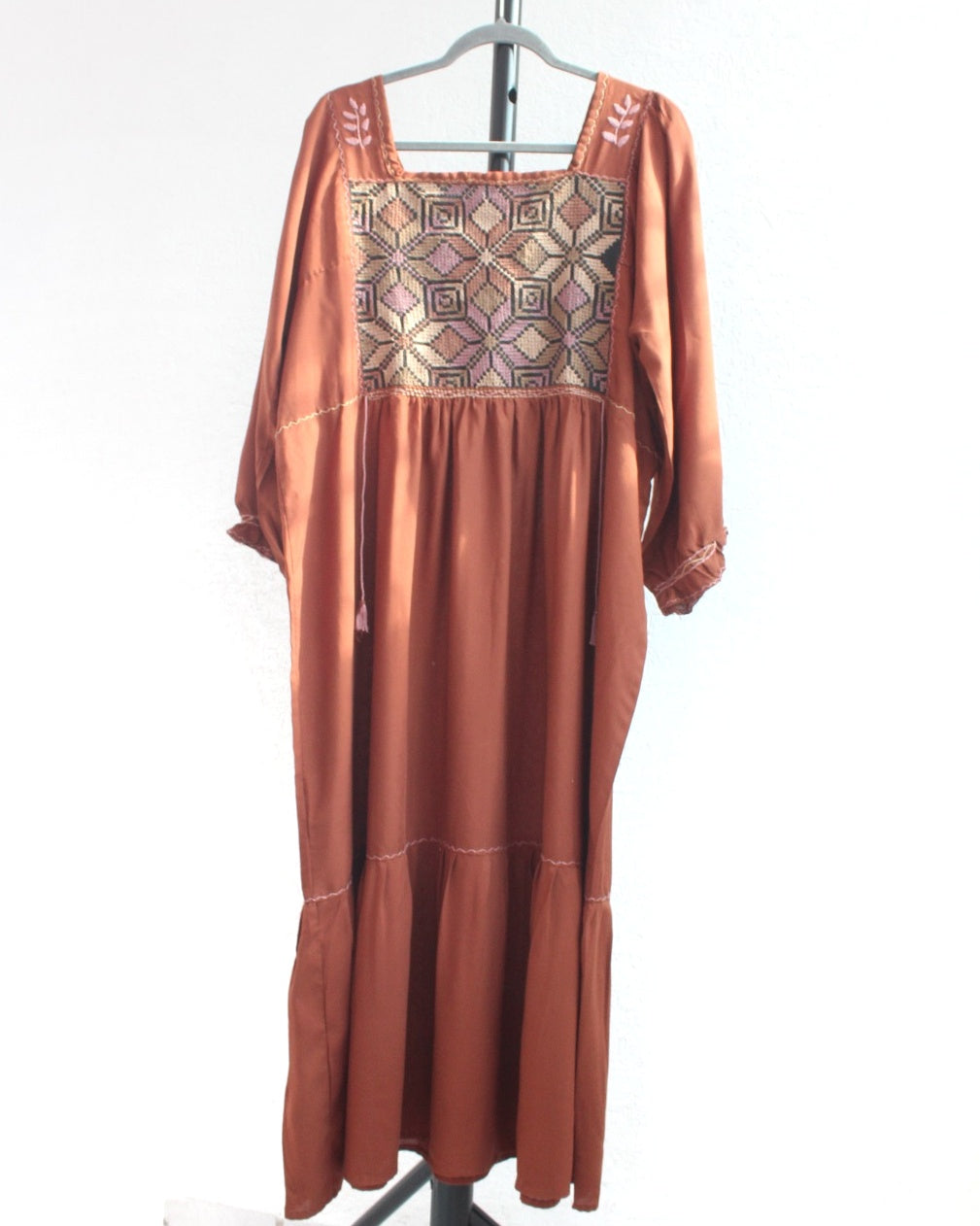 Vestido Julia Flores Manga XL / XXL Marrón