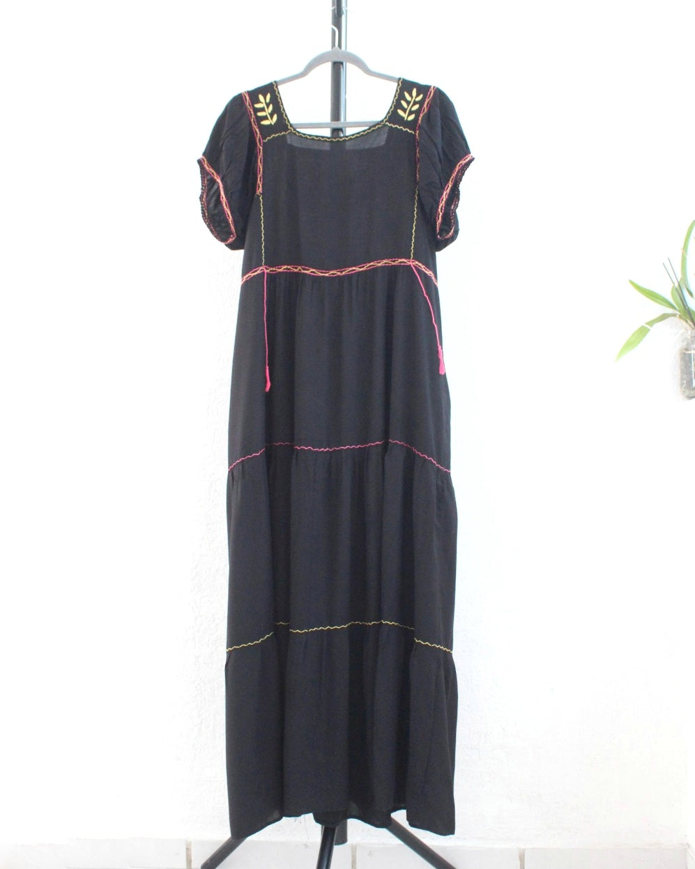 Vestido Maribel Flores Negro  L / XL