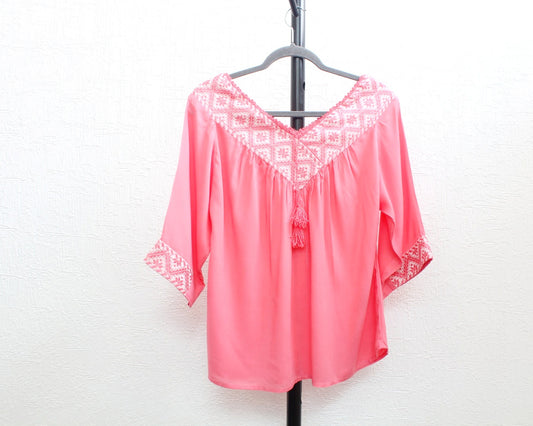 Blusa Cuello V Coral Estrellas