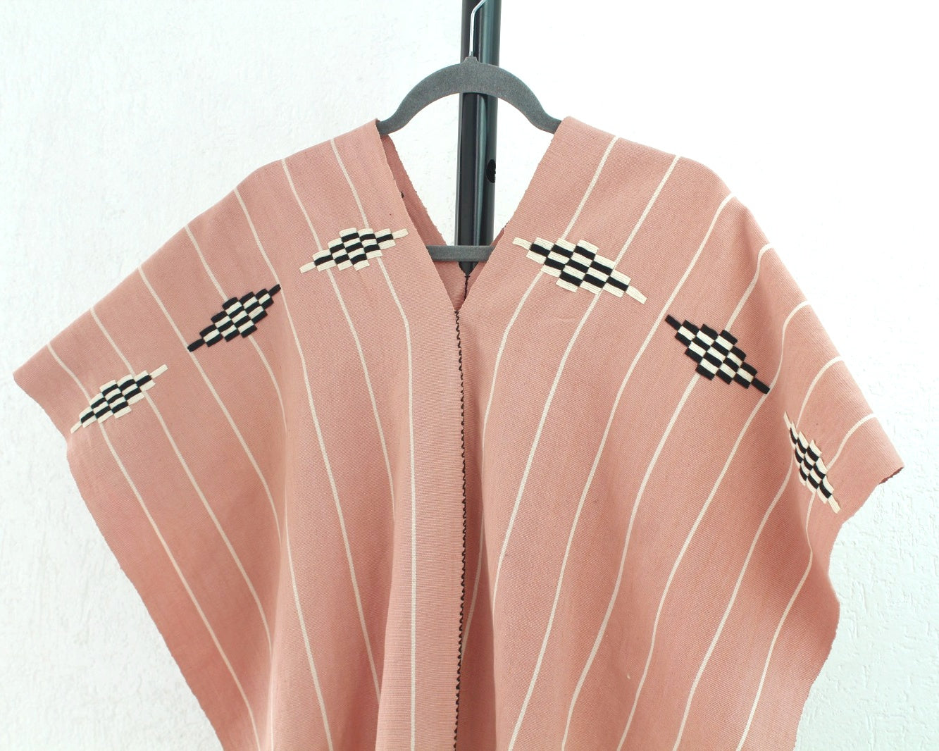 Jorongo Rombos Rosa Lineas Blancas