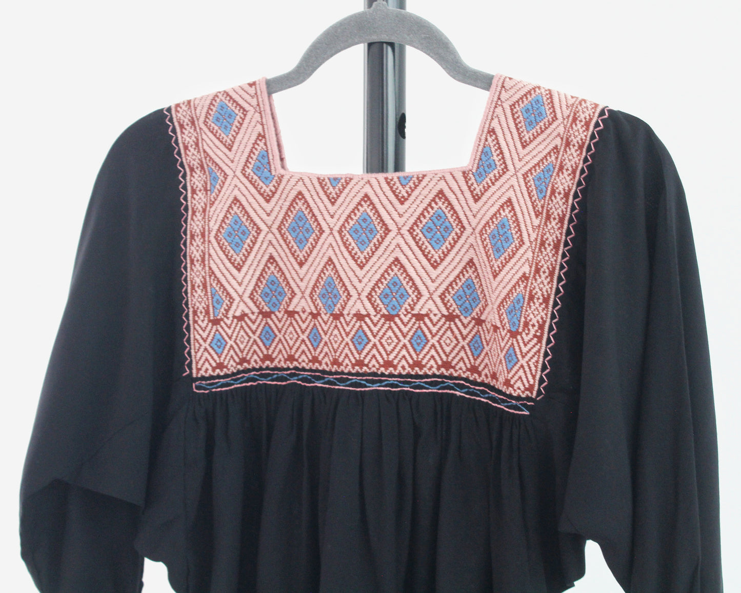 Blusa Elena Negro Beige Azul