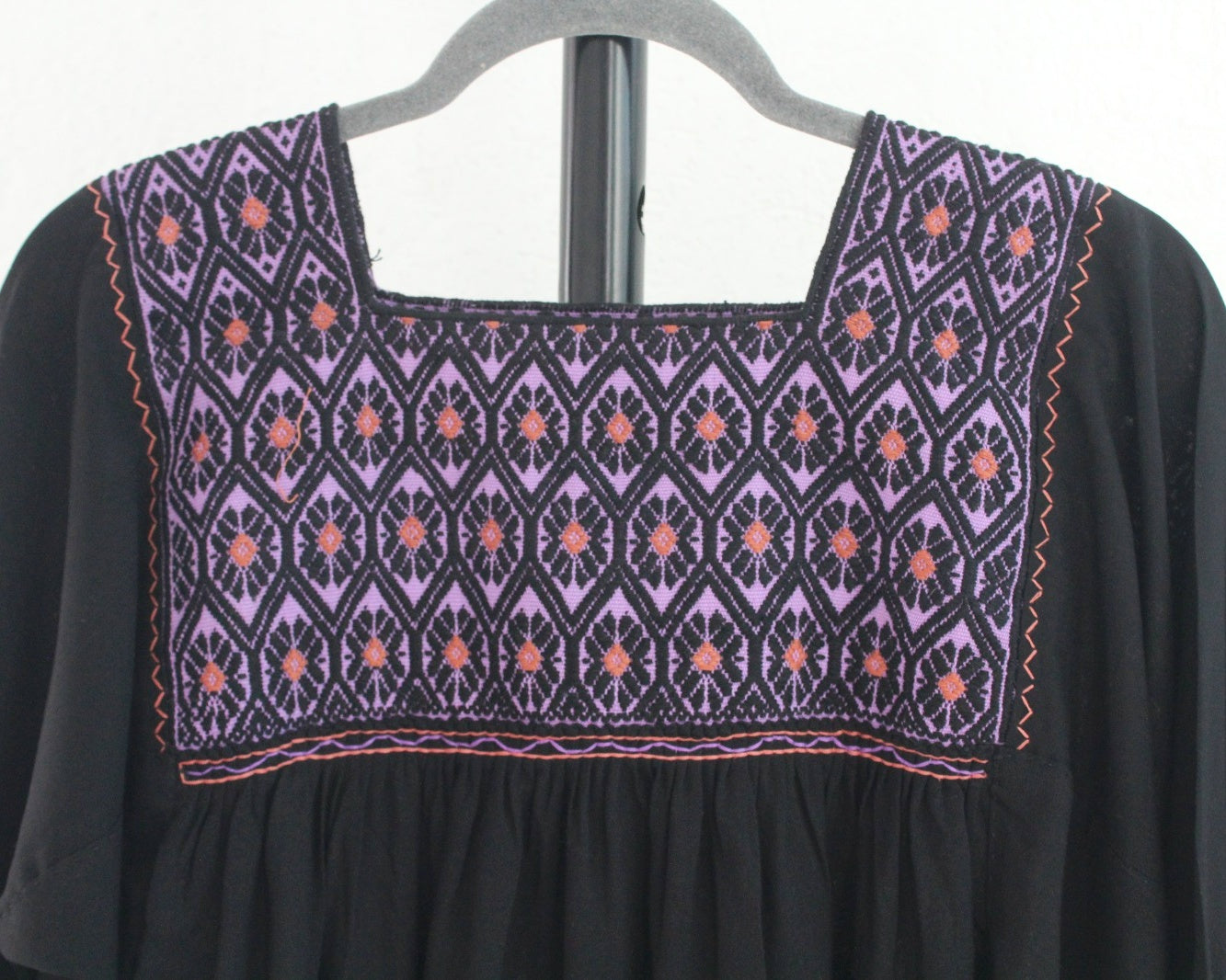 Blusa Elena Negro Morado Unitalla