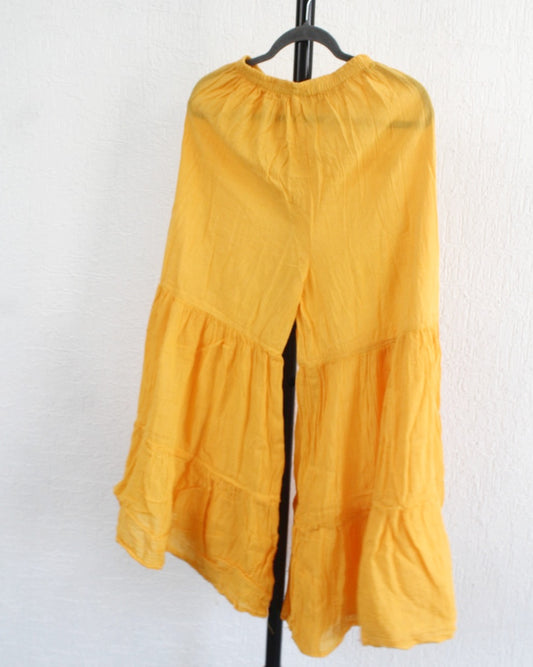 Pantalon Acampanado Amarillo