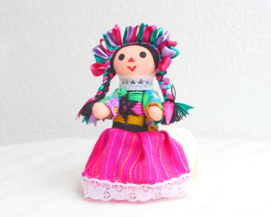 Muñeca Lelé Mediana Vino Verde Rosa