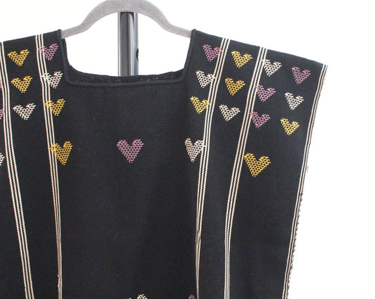 Huipil Corazones Negro Rosa Amarillo