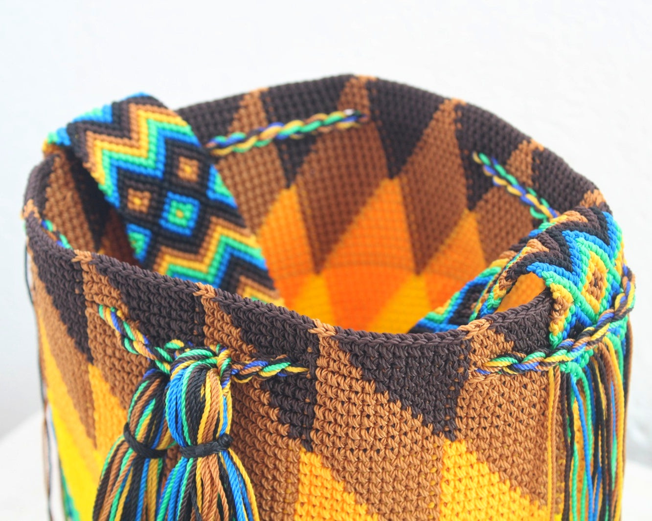 Bolso Morral Rombos Verde Amarillo Café