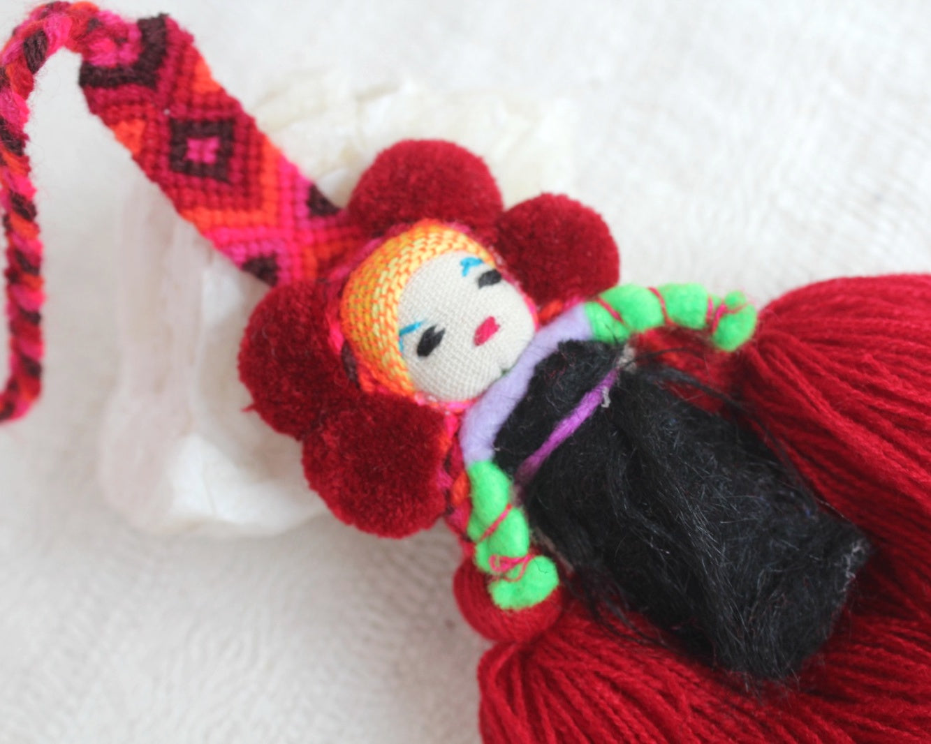 Muñequita Chamula Pompones Rojo