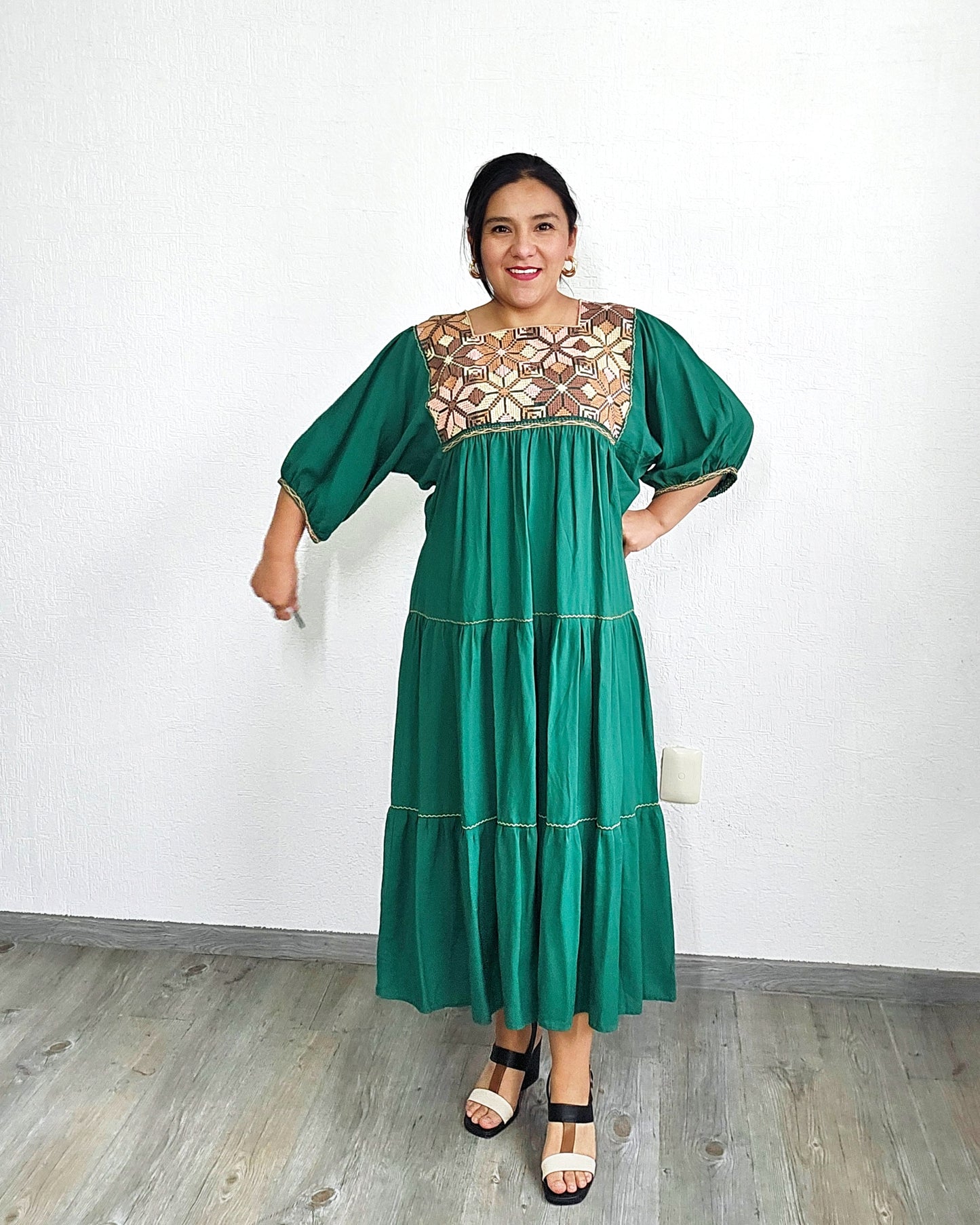 Vestido Maria Flores Verde  Café L / XL Manga 3/4