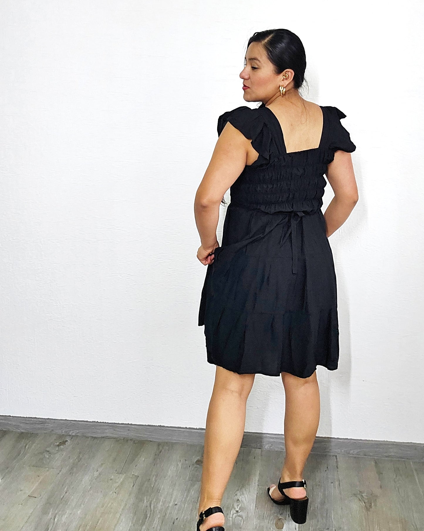 Vestido Anita Corto Negro Morado