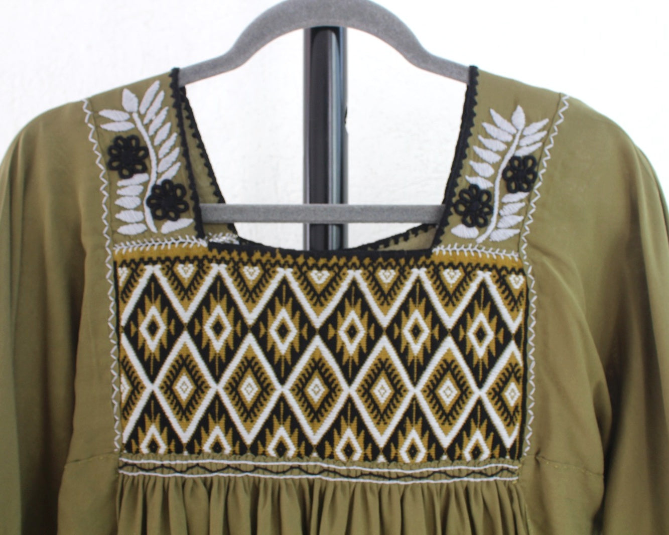 Blusa Maya Negro Verde