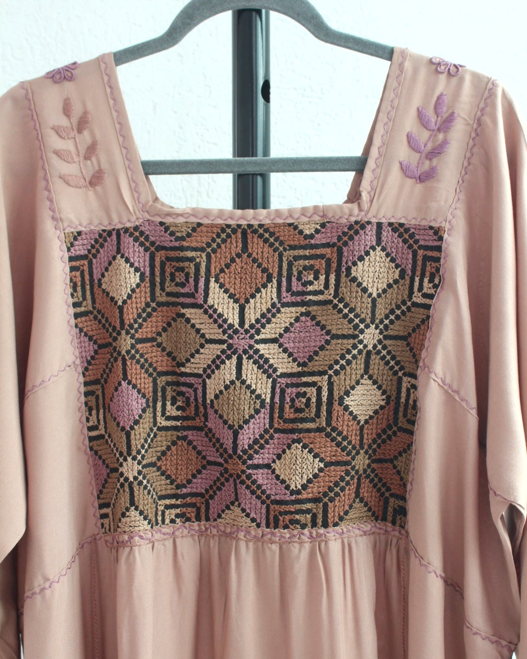 Vestido Julia Flores Manga XL / XXL Café Claro