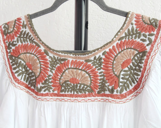 Blusa Aguacatenango Blanco Naranja Verde Olivo