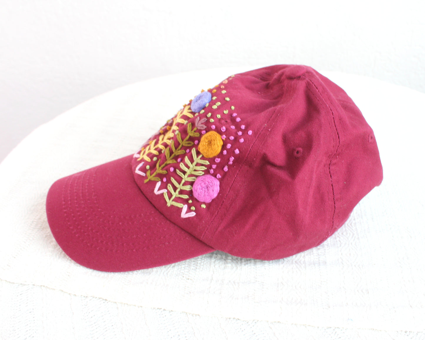 Gorra Flores Vino