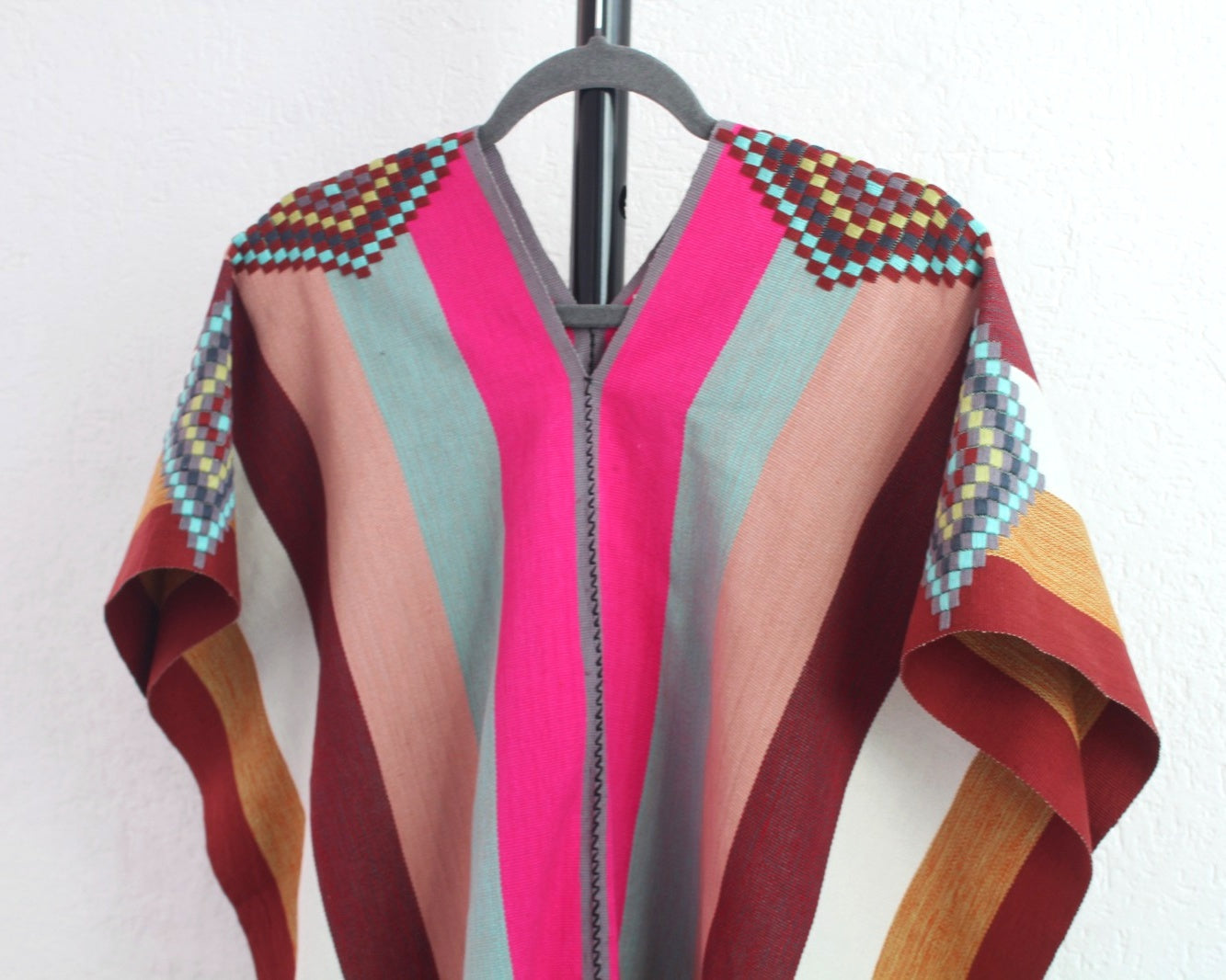 Jorongo Rombos Café Rosa Blanco